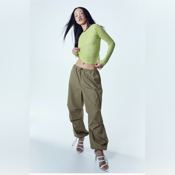 H&M parachute pants - Medium - Picture 4 of 8